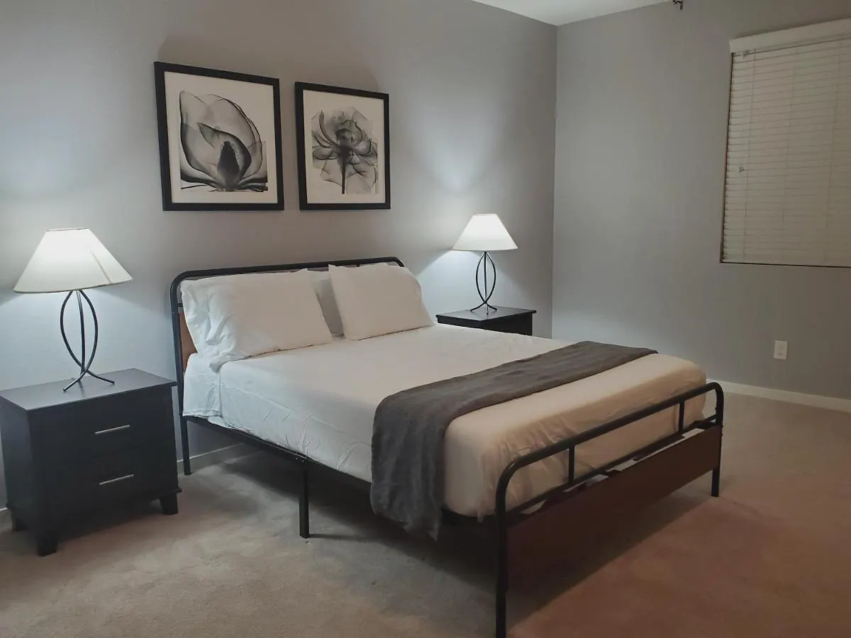 Adventure Short Term Stays - Southgate Ave Phoenix Homestay
