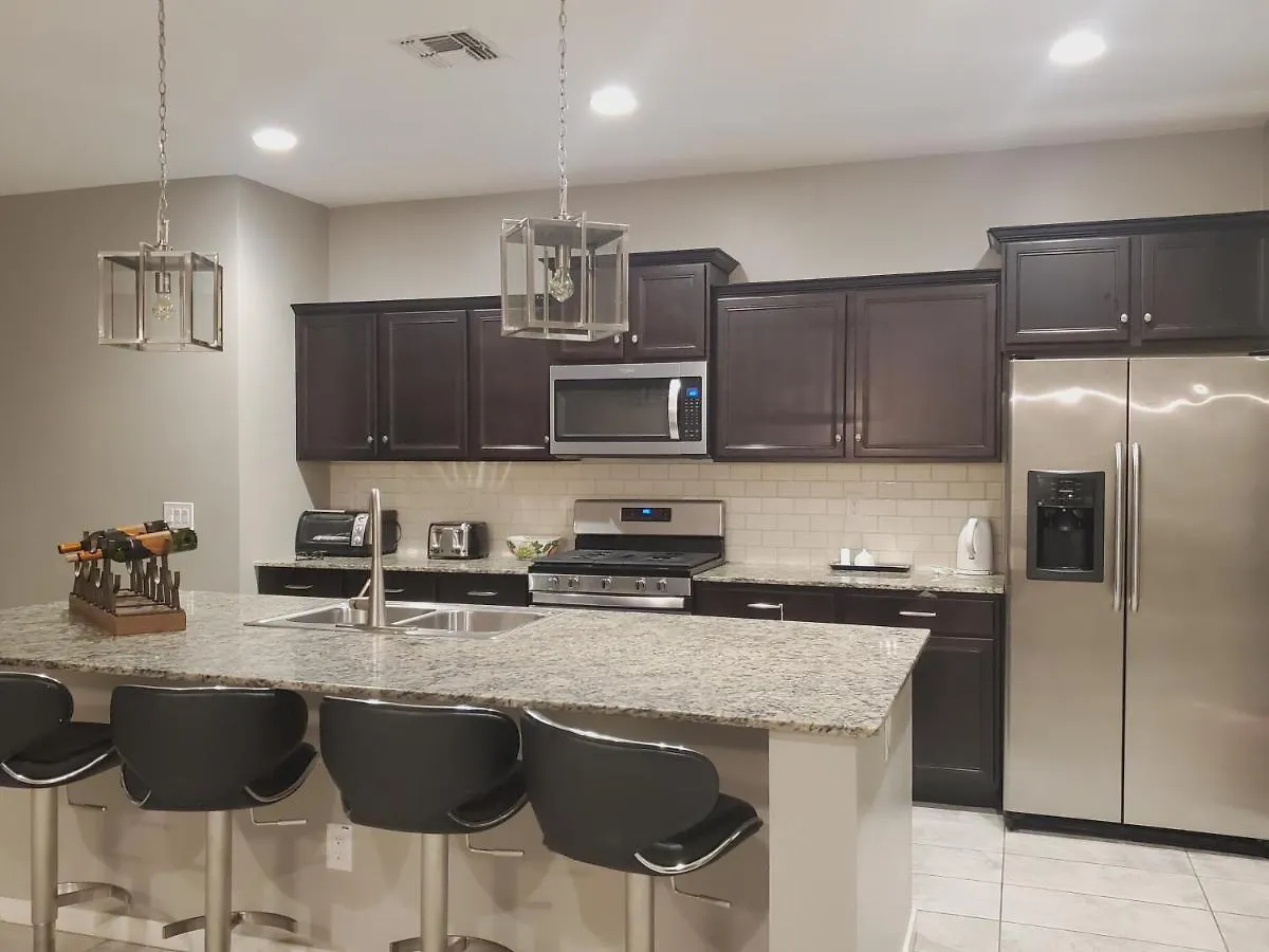 Adventure Short Term Stays - Southgate Ave Phoenix